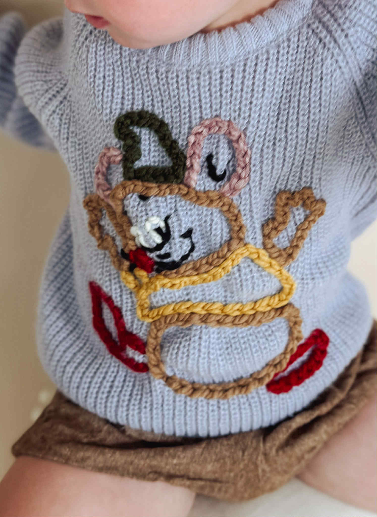 💫 MAGICAL SWEATERS