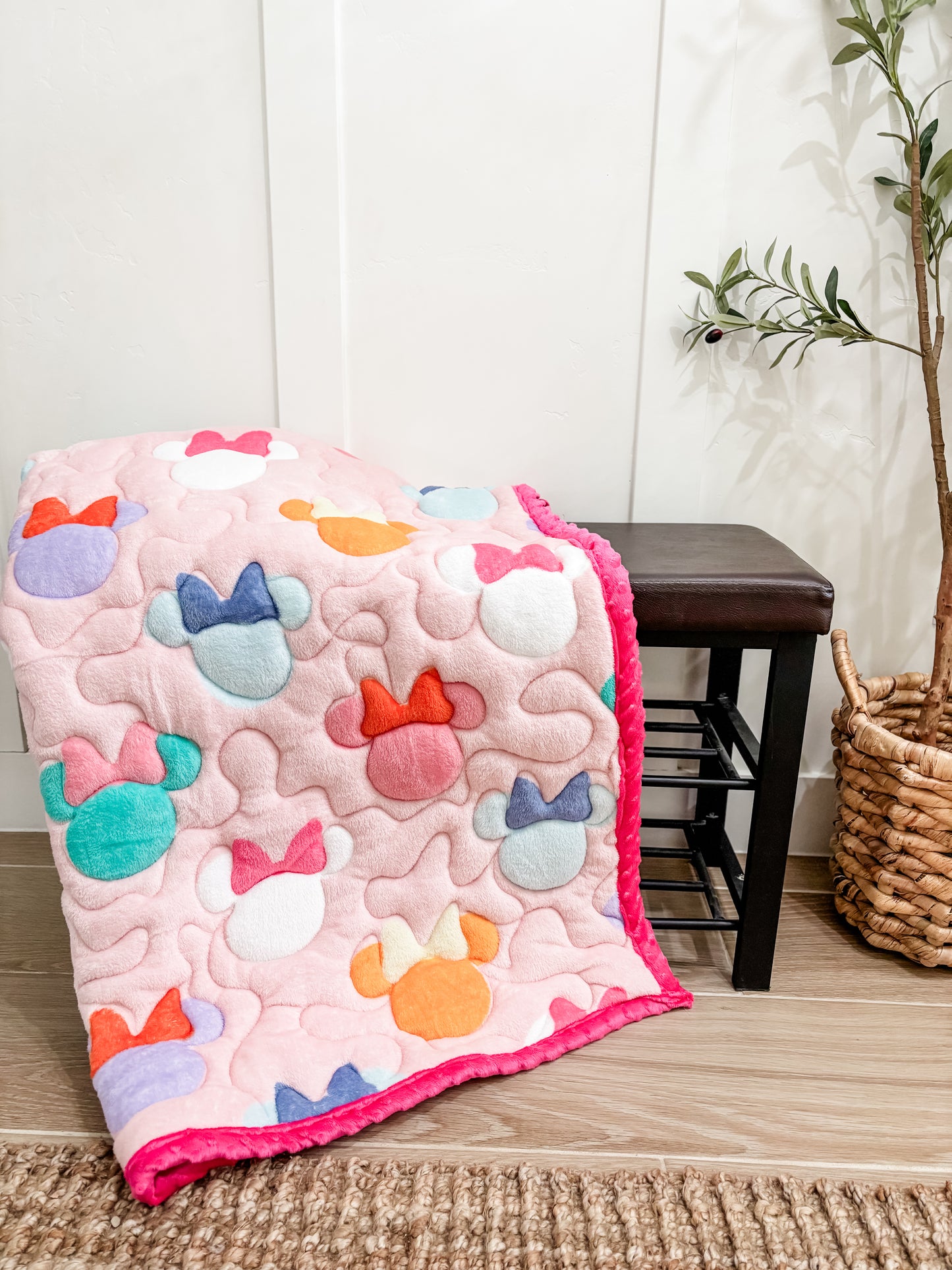 Minnie ears minky blanket 🎀💖