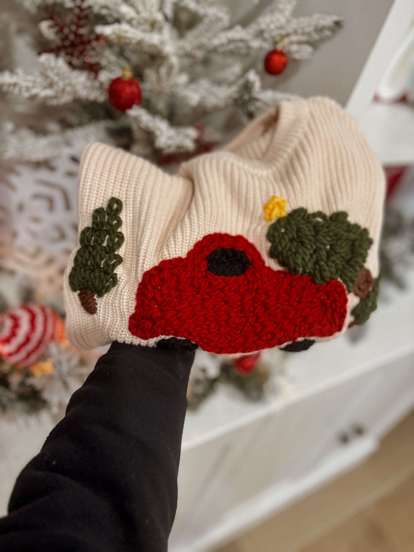 🛻 Christmas truck with trees sweater:
