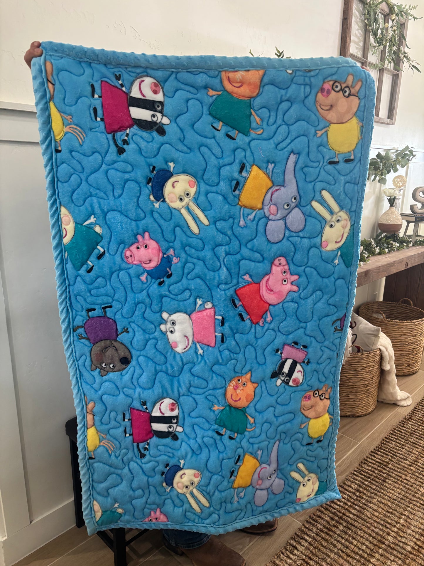 Peppa pig SMALL BABY/TODDLER