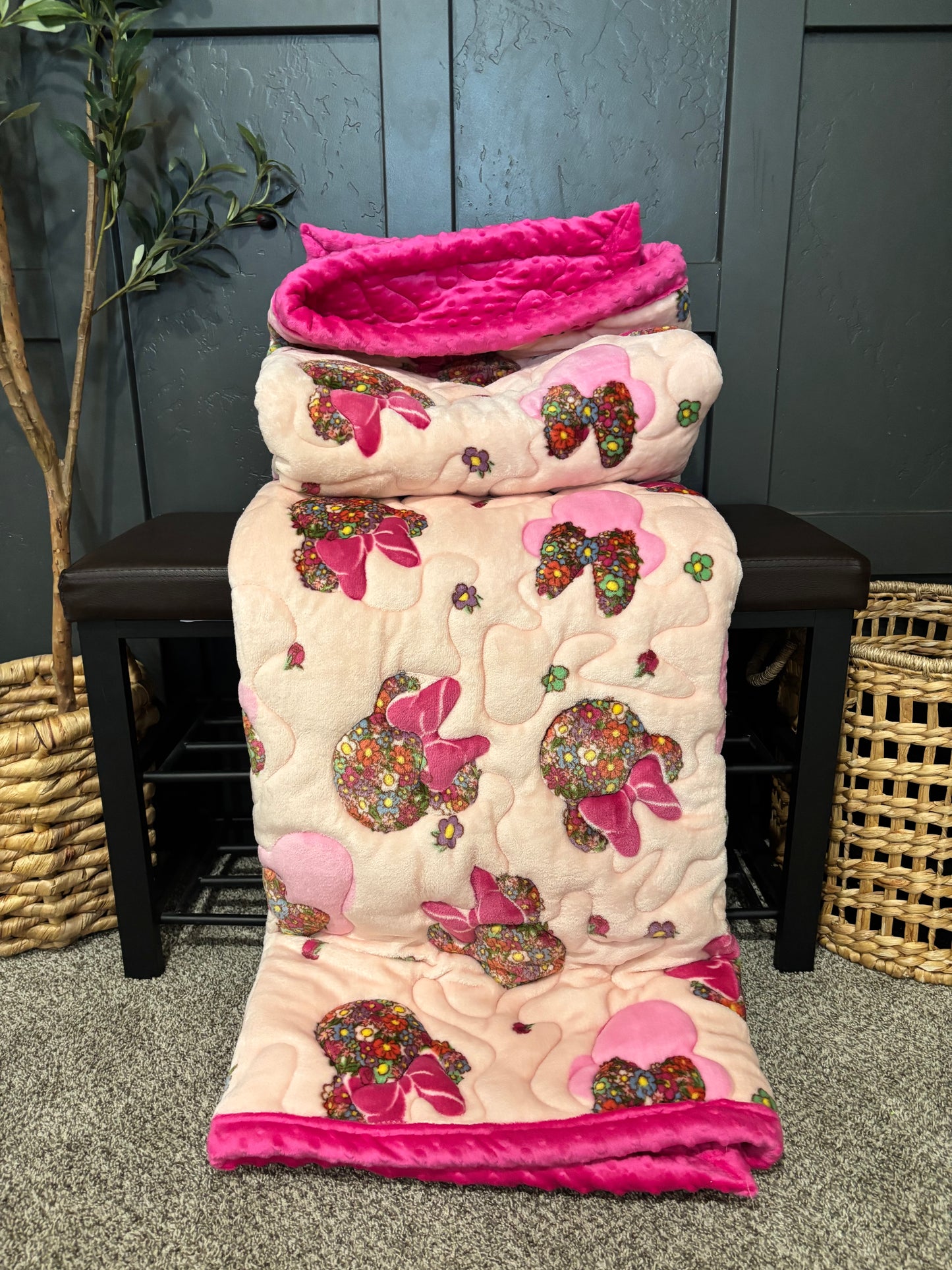 🎀 Minnie Heads Minky Blanket